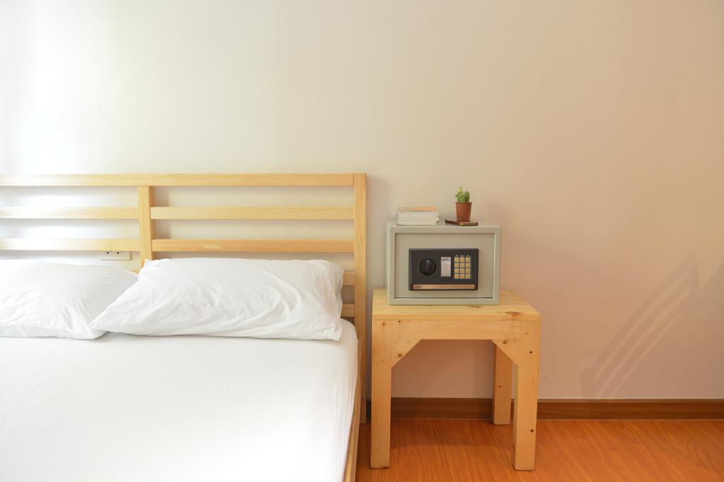 Panpan Hostel Bangkok Exterior photo