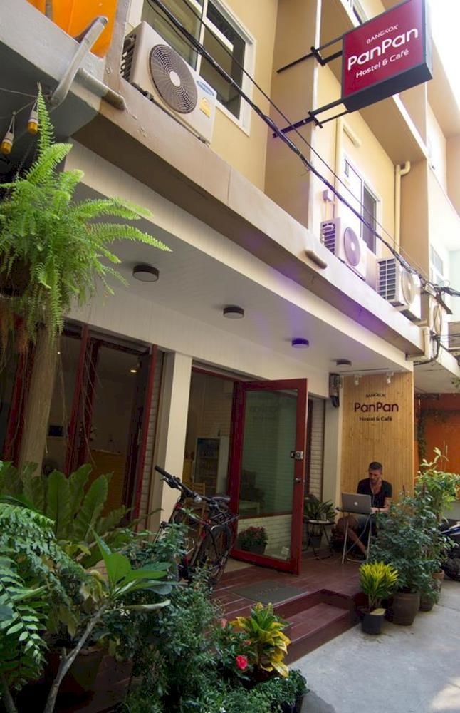 Panpan Hostel Bangkok Exterior photo