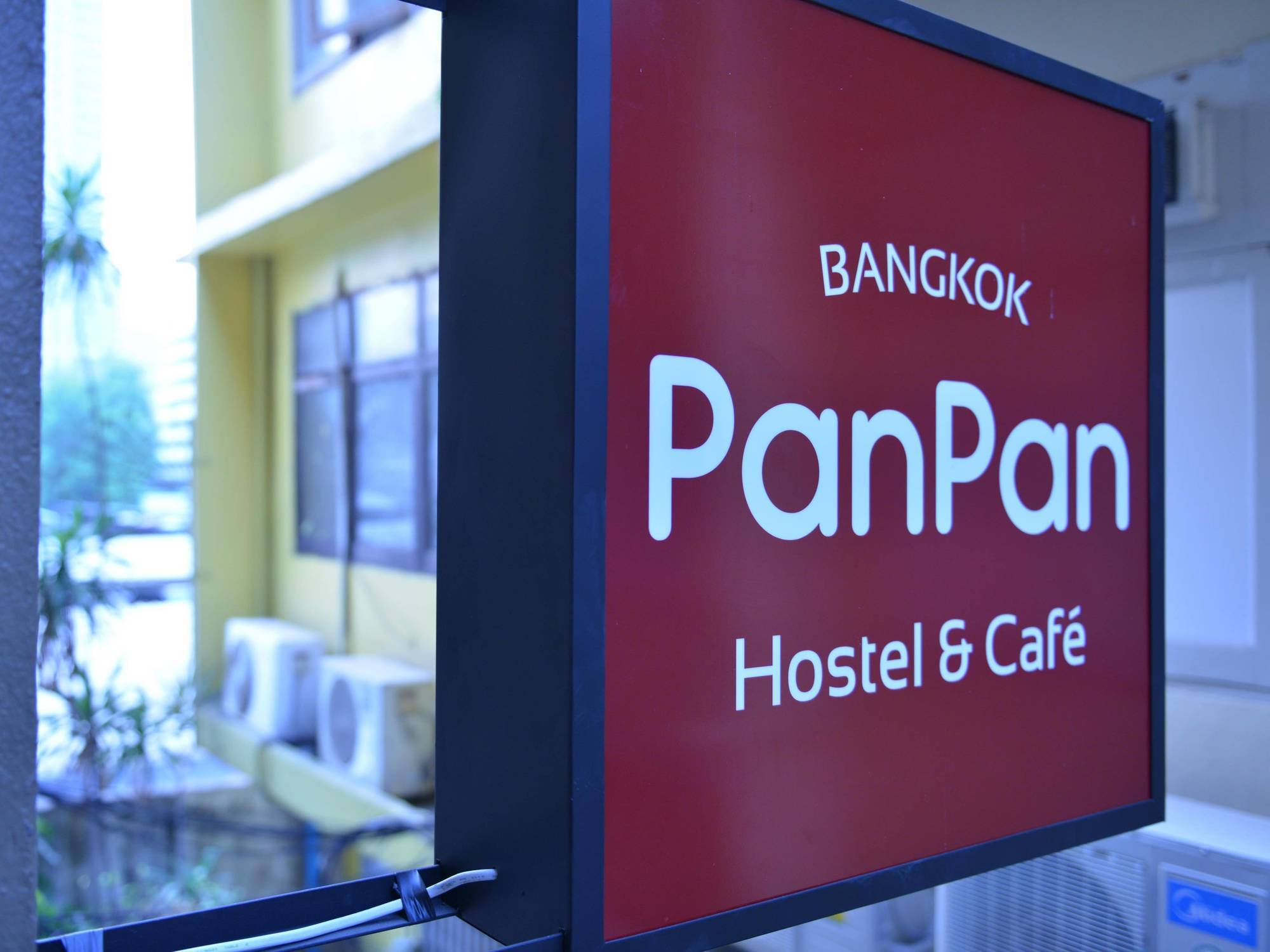 Panpan Hostel Bangkok Exterior photo