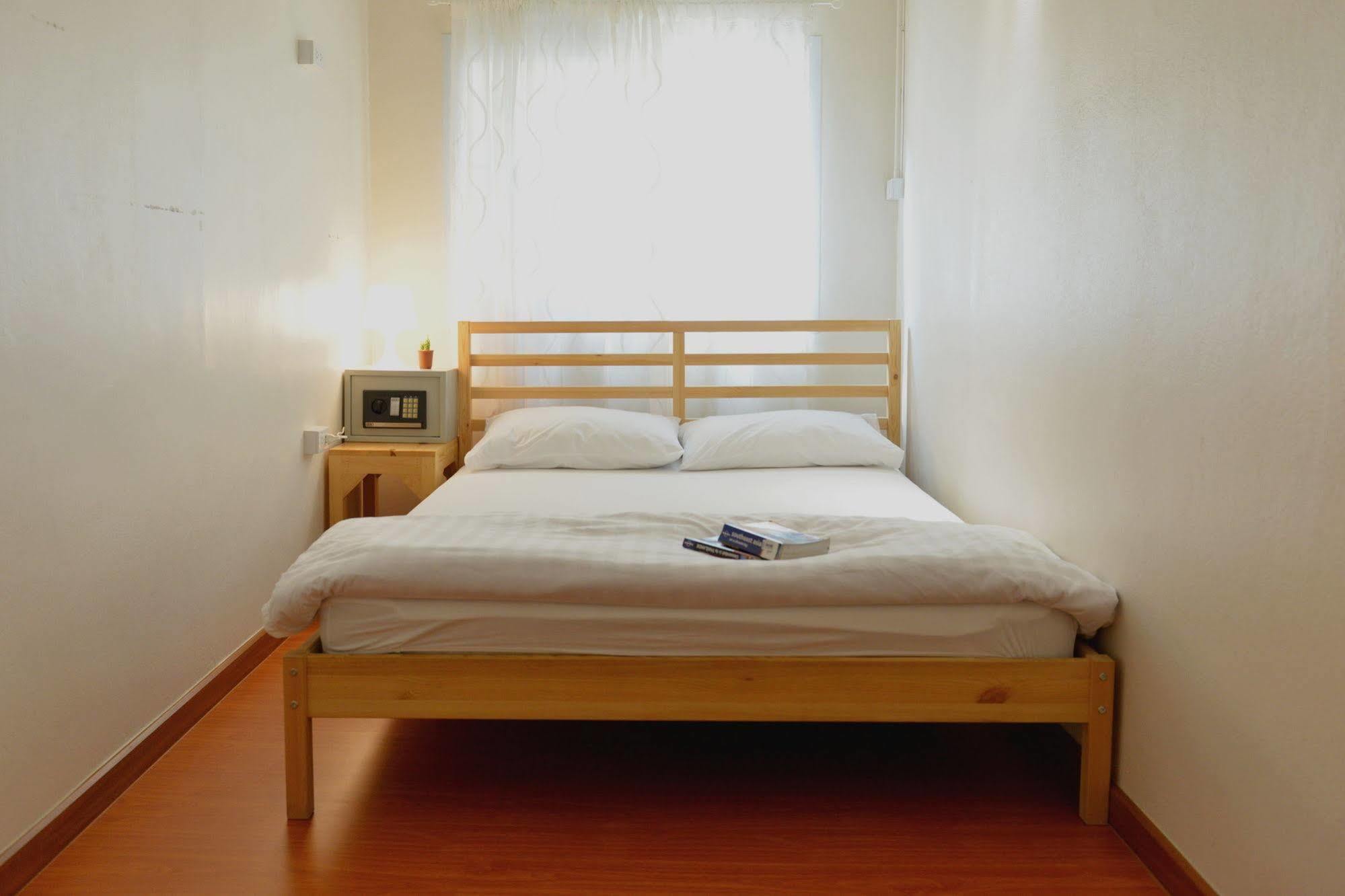 Panpan Hostel Bangkok Exterior photo